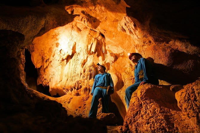 Capricorn Caves Capricorn Adventurer - In-Depth Look at the Capricorn Caves Capricorn Adventurer Tour