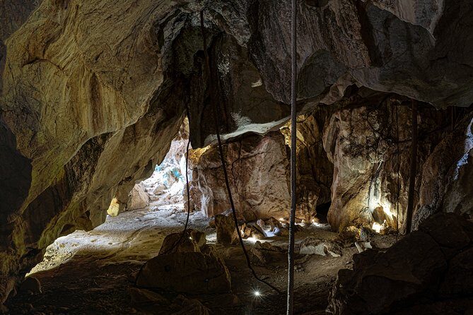 Capricorn Caves Cathedral Cave Tour - FAQ