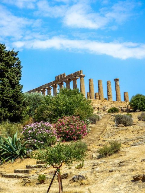 car-minivan-from-siracusa-to-agrigento-and-scala-dei-turchi
