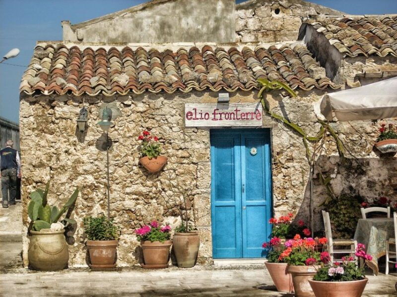 car-minivan-from-syracuse-to-noto-and-marzamemi