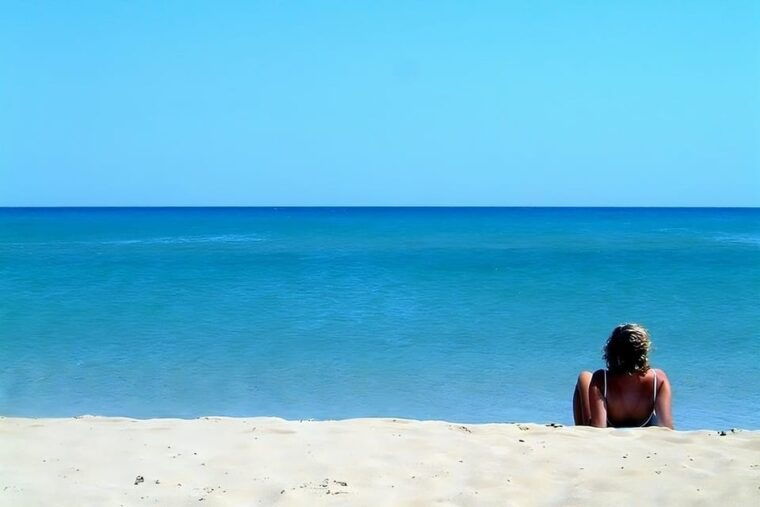 car-minivan-tour-from-syracuse-to-the-most-beautiful-beaches