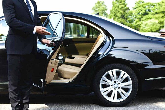 car-private-transfer-from-naples-airport-train-station-to-sorrento-1-3-pax