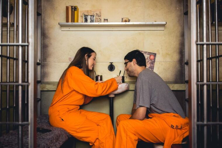 cardiff-alcotraz-immersive-prison-cocktail-experience