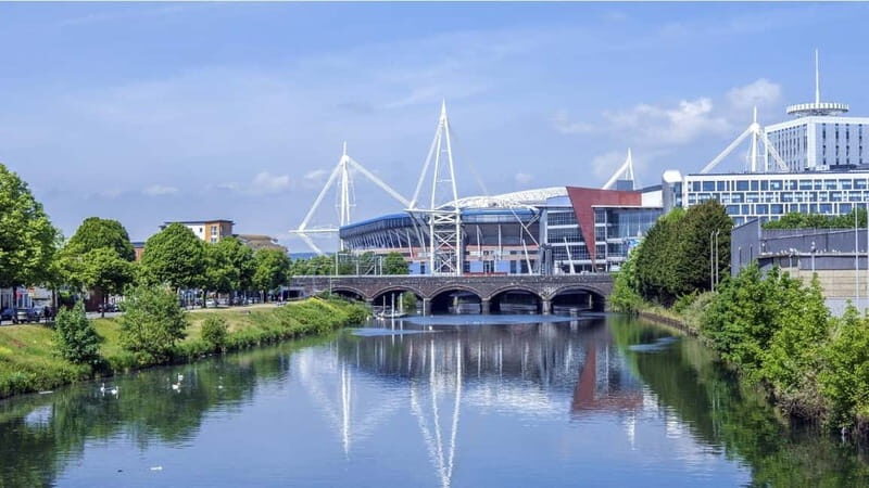 Cardiff: City Walking Tour & Exploration Game - Key Points