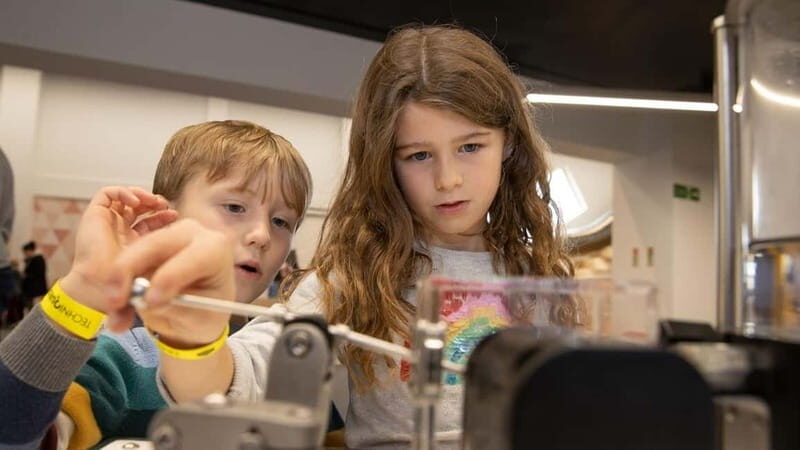 Cardiff: Techniquest Science & Discovery Centre Entry Ticket - Key Points