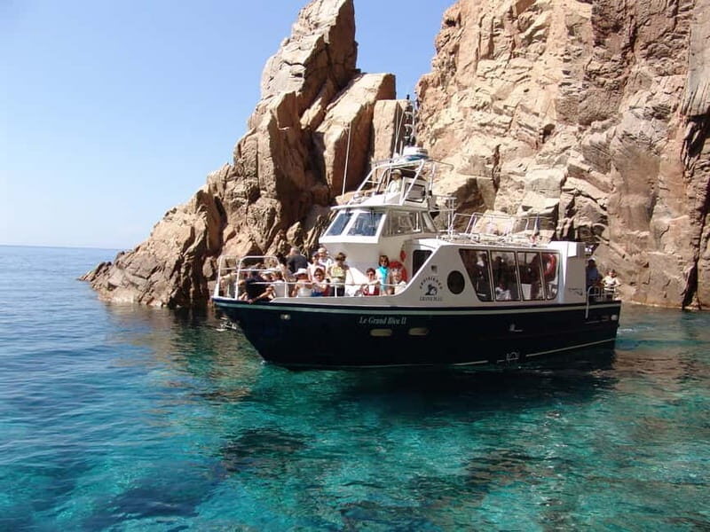 Cargèse: Calanques of Piana on a family boat - FAQs