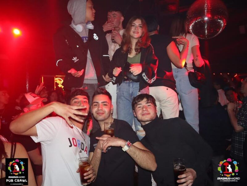 carnaval-edition-pub-crawl-madrid-international1-to7-march