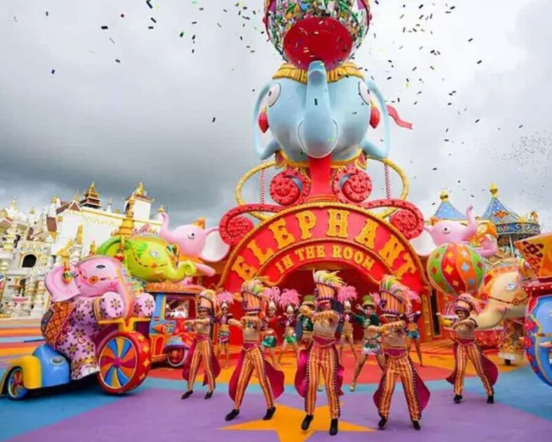 Carnival Magic Show with Buffet Dinner - Who Will Love This Experience?