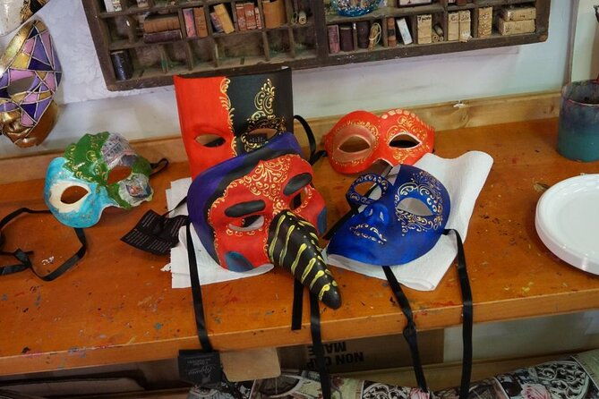 carnival-mask-decoration-class-at-casanovas-prisons-2