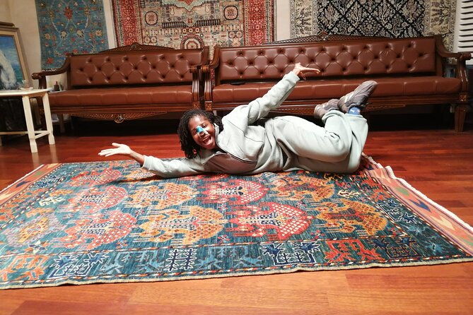 carpet-shopping-adventure-at-istanbul-historic-carvansarai