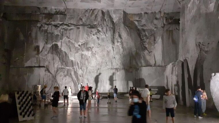 carrara-marble-tour-by-van-from-lucca-pisa-or-la-spezia