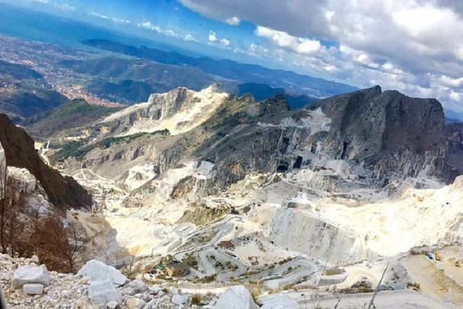 carrara-marble-tour-small-group-from-viareggio