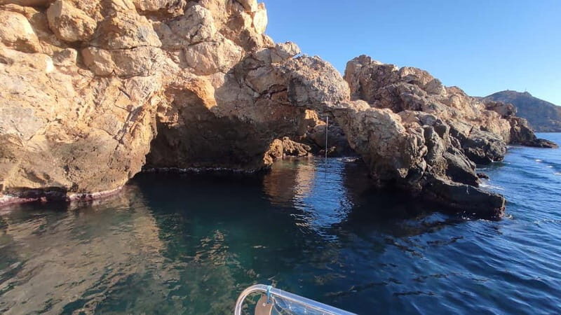 Cartagena: Guided boat tour of Cartagena and Algamecas Port - Authentic Experiences and Insider Tips