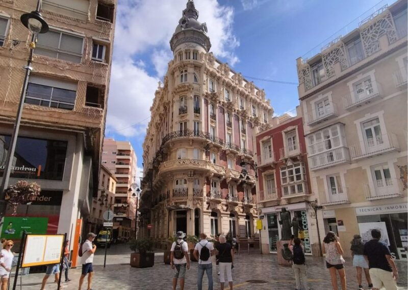 cartagena-guided-walking-tour-with-tapas-and-drinks
