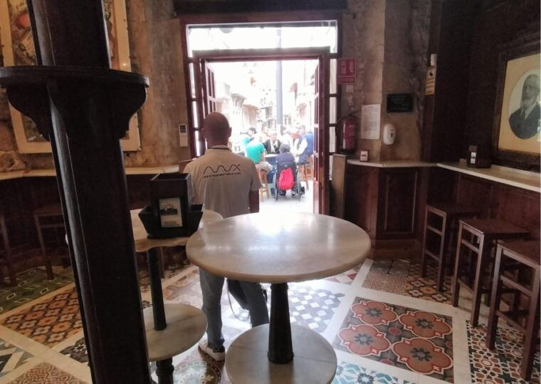 cartagena-guided-walking-tour-with-tapas-and-drinks
