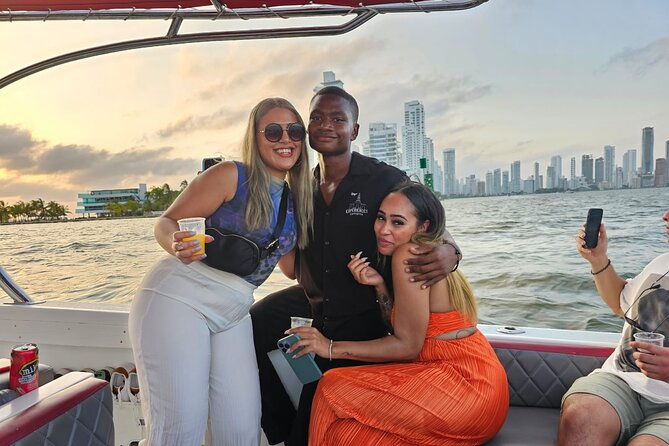 cartagenasunset-boat-party-caribbean-restaurant-and-gethsemane-tour