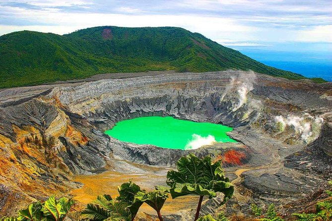 cartago-highlights-irazu-volcano-and-hot-springs-private-tour