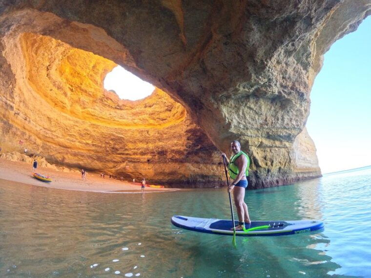 carvoeiro-benagil-cave-kayak-tour-with-4k-photos