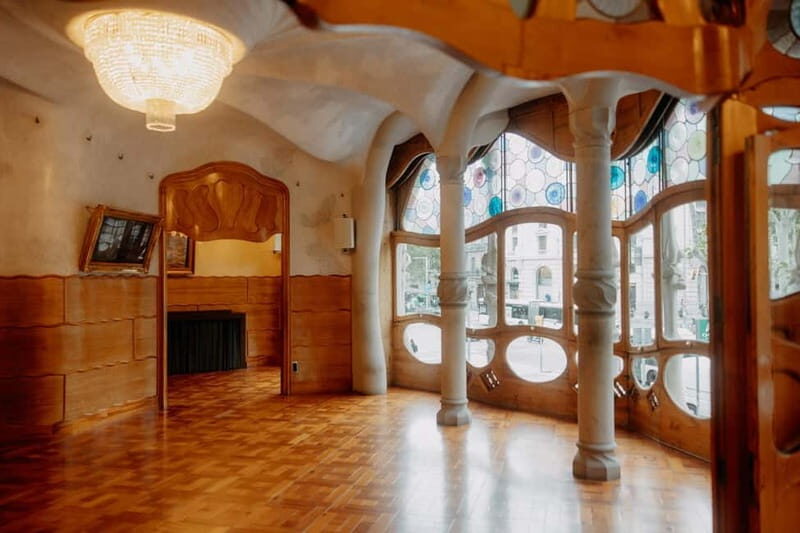 Casa Batlló Early Entry Tour & Skip-the-Line Sagrada Familia - Frequently Asked Questions