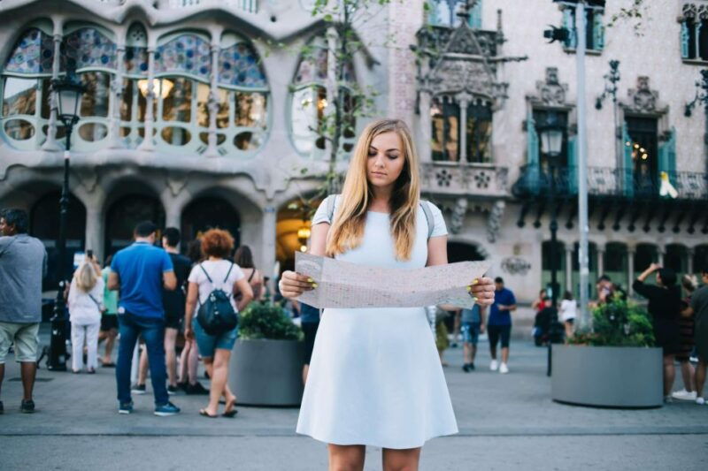 casa-batllo-fast-track-tickets-barcelona-architecture-tour