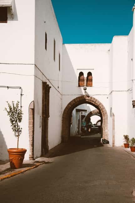 Casablanca: 4-Day Private Tour to Rabat & Chefchaouen - Moving to Rabat: Morocco’s Political Heart