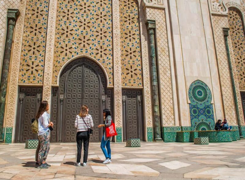 Casablanca Cultural Tour: Medina, Views & Local Delights - A Closer Look at the Itinerary