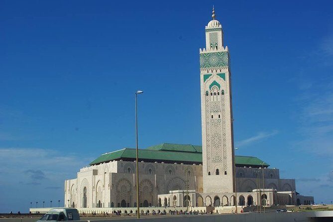 Casablanca private day tour in minivan - Key Points