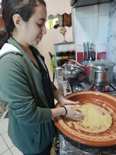 Casablanca : Traditional Moroccan Cooking Class with Locals - Key Points
