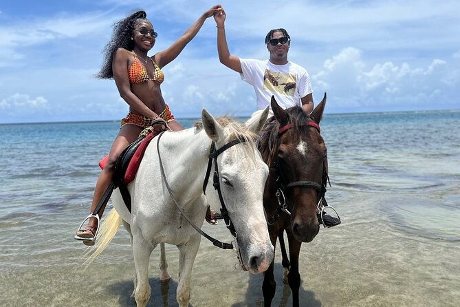 cascade-blue-hole-tropical-waterfall-horseback-riding