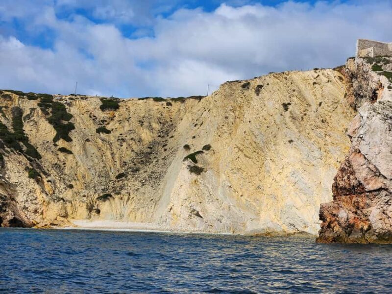 Cascais/Portimão: Private Yacht Cruise with Drinks - Price and Value: Is It Worth It?