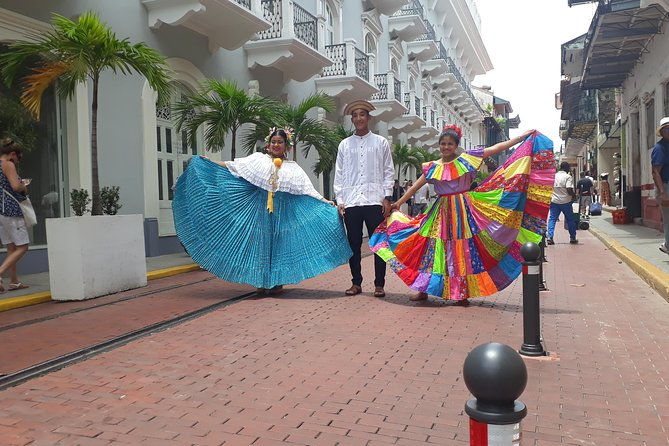 casco-antiguo-walking-tour-and-the-panama-canal