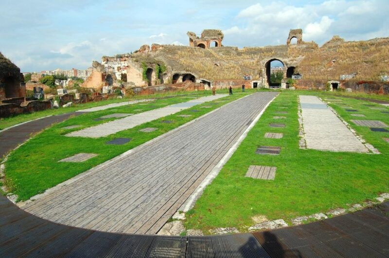 caserta-royal-palace-and-spartacus-amphitheater-tour