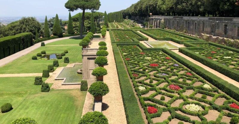 castel-gandolfo-papal-apartments-and-secret-garden-ticket