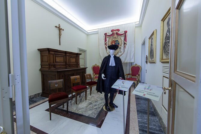 castel-gandolfo-papal-apartments-secret-garden-entry-ticket