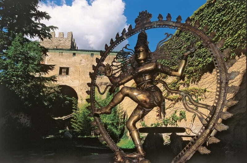 Castel Juval: Messner Mountain Museum Juval Entry Ticket - Key Points