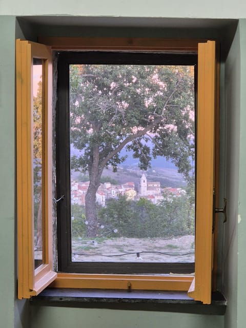 castelbottaccio-a-day-in-the-countryside-and-on-the-farm-with-nicoletta