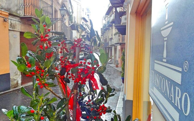 castelbuono-medieval-walking-tour-local-dessert