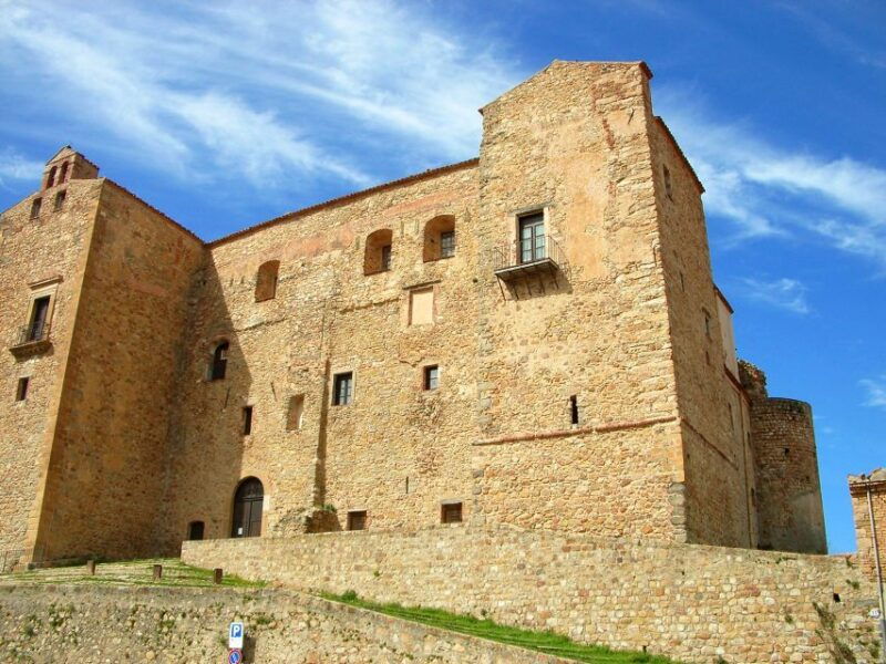 castelbuono-medieval-walking-tour-local-dessert