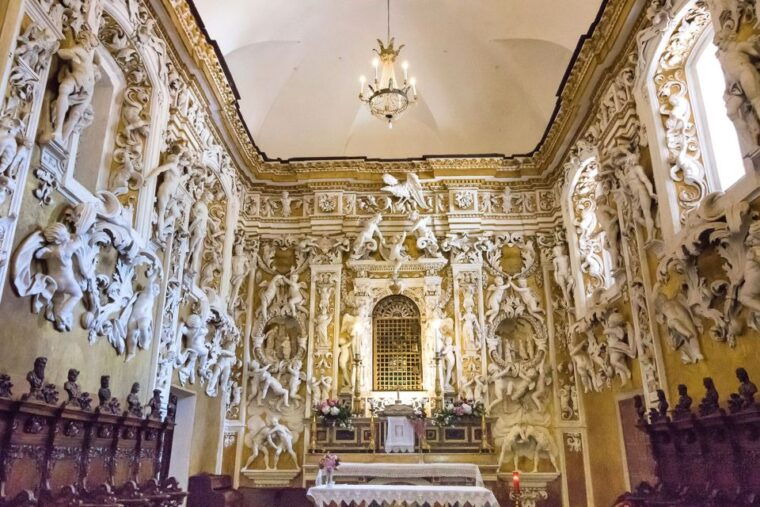 castelbuono-medieval-walking-tour-local-dessert