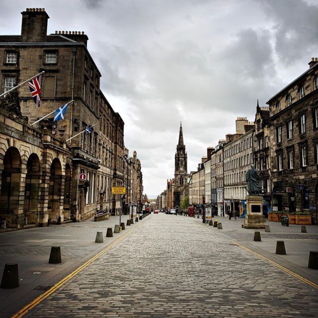 castle-cobblestones-8-hour-private-edinburgh-walking-tour