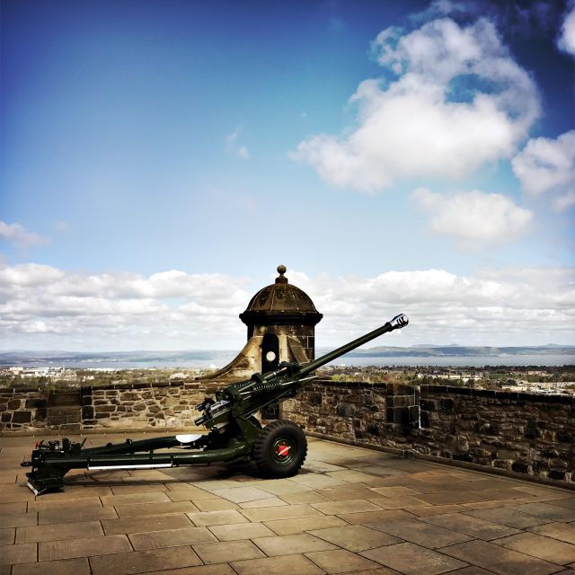 castle-cobblestones-8-hour-private-edinburgh-walking-tour