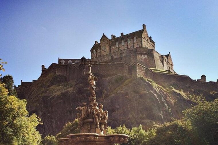 castle-cobblestones-8-hour-private-edinburgh-walking-tour