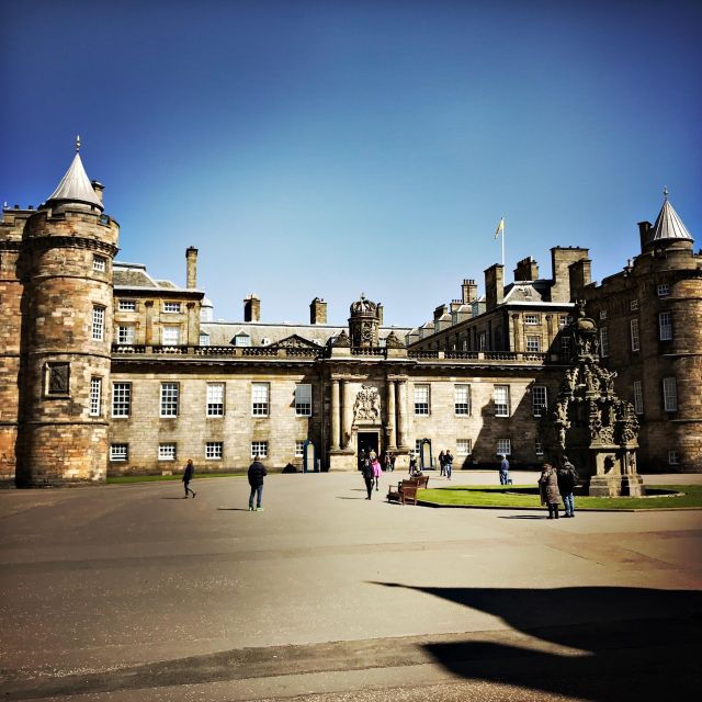 castle-cobblestones-8-hour-private-edinburgh-walking-tour