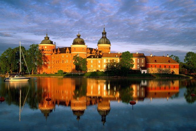 castle-gripsholm-and-drottningholm-palace-private-service
