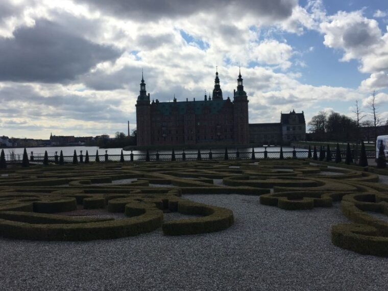 castles-kronborg-hamlet-frederiksborg