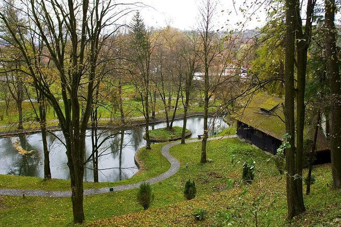 castles-of-transylvania-small-group-tour-from-bucharest