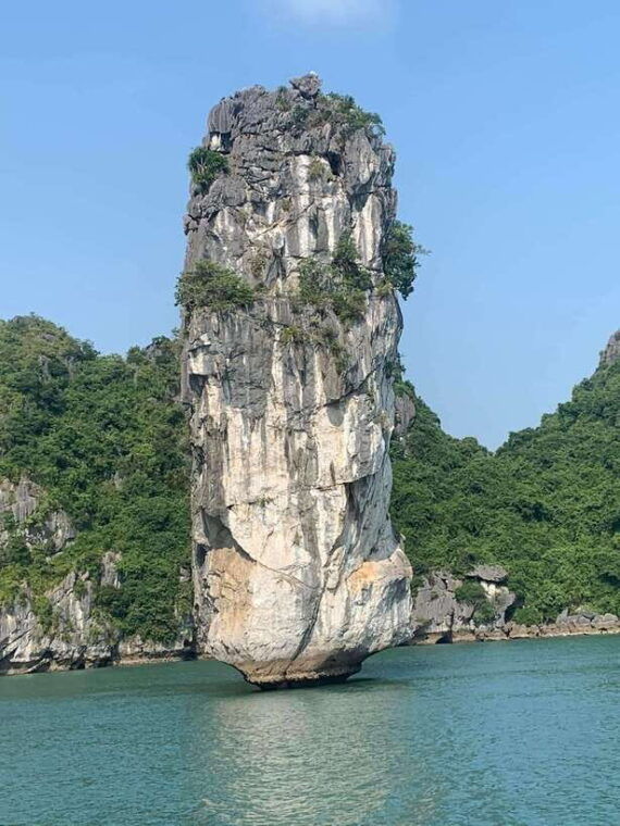 cat-ba-1-day-private-boat-lan-ha-bay-ha-long-bay