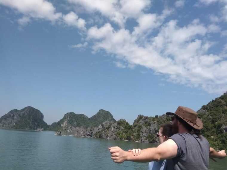 cat-ba-2-day-lan-ha-bay-cruise-with-activities-meals