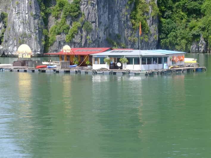 cat-ba-2-day-lan-ha-bay-cruise-with-plankton-excursion