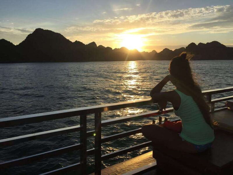 cat-ba-beauties-both-day-and-night-both-park-and-bay